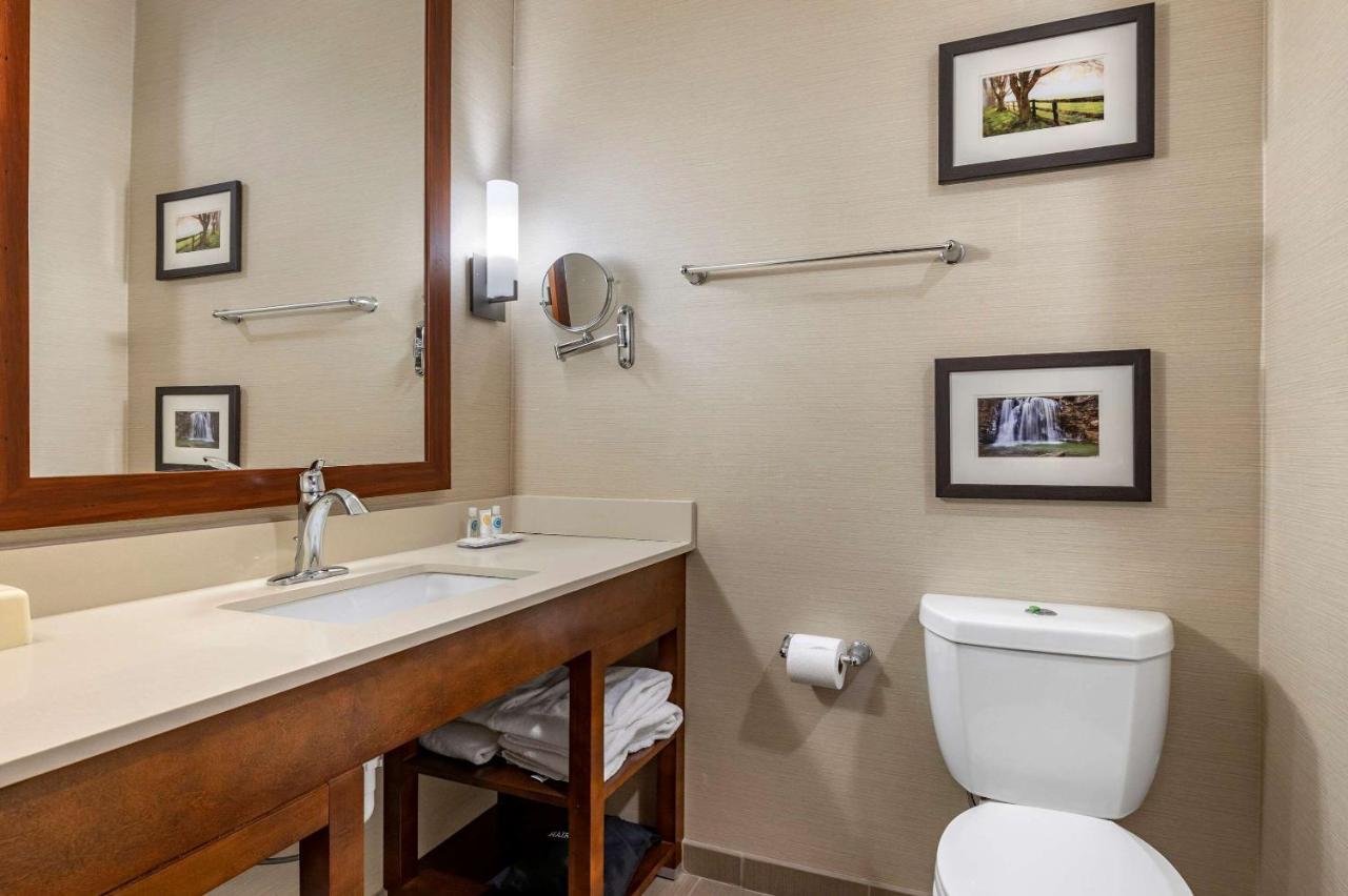 Comfort Suites Columbus Airport Exteriér fotografie