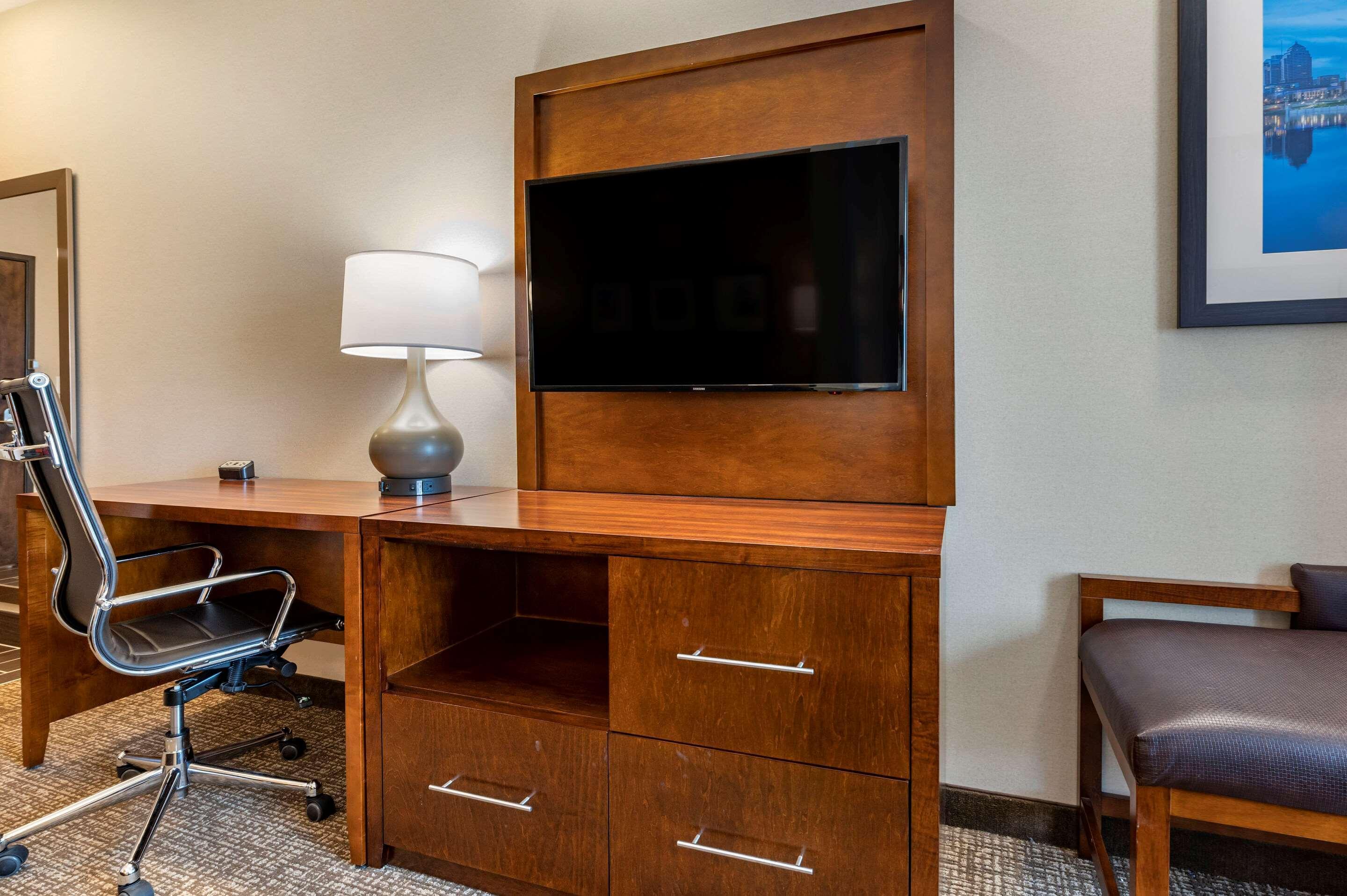 Comfort Suites Columbus Airport Exteriér fotografie