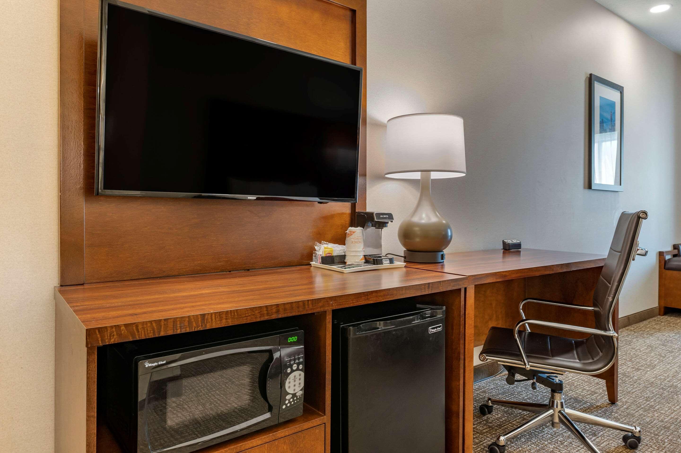 Comfort Suites Columbus Airport Exteriér fotografie
