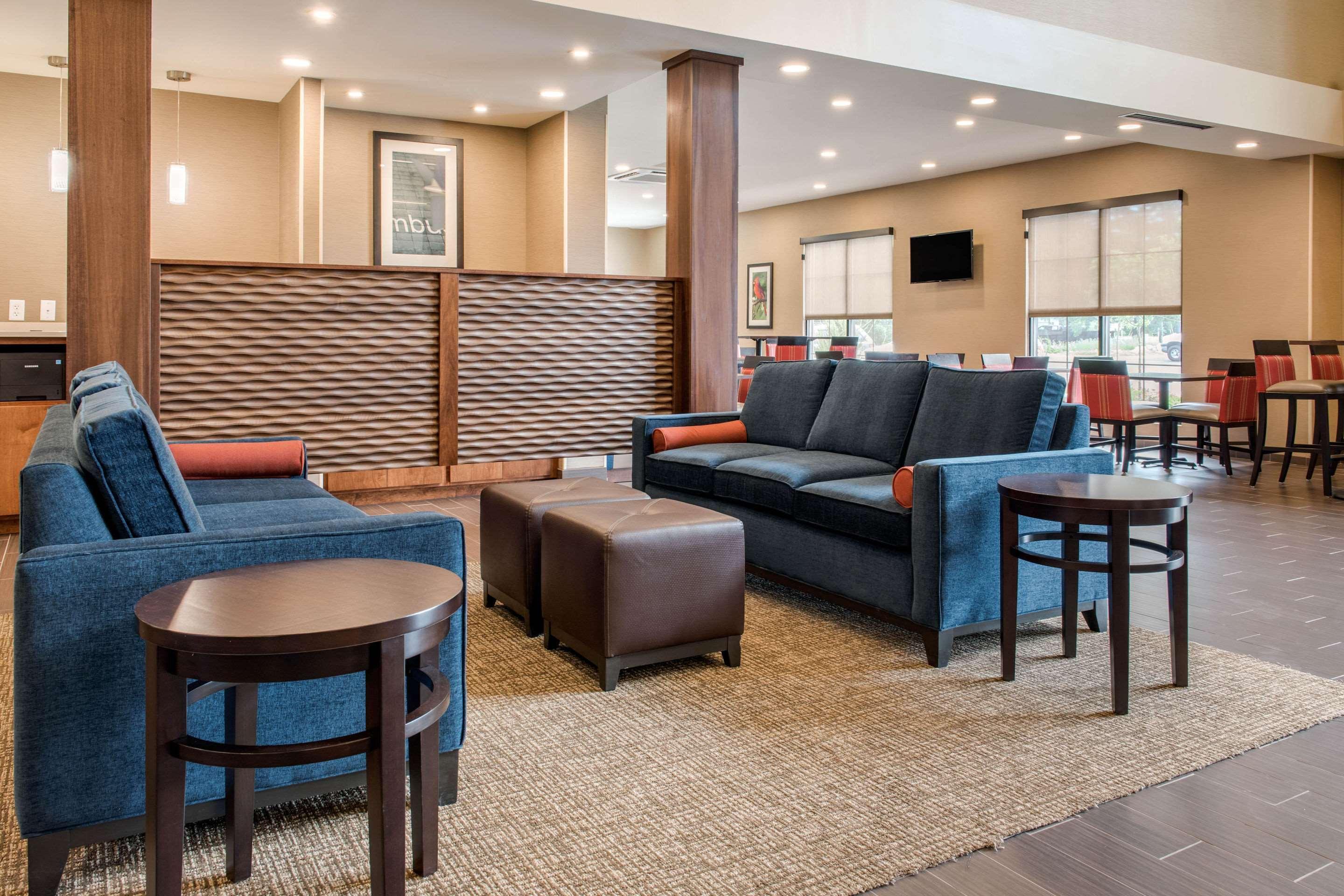Comfort Suites Columbus Airport Exteriér fotografie