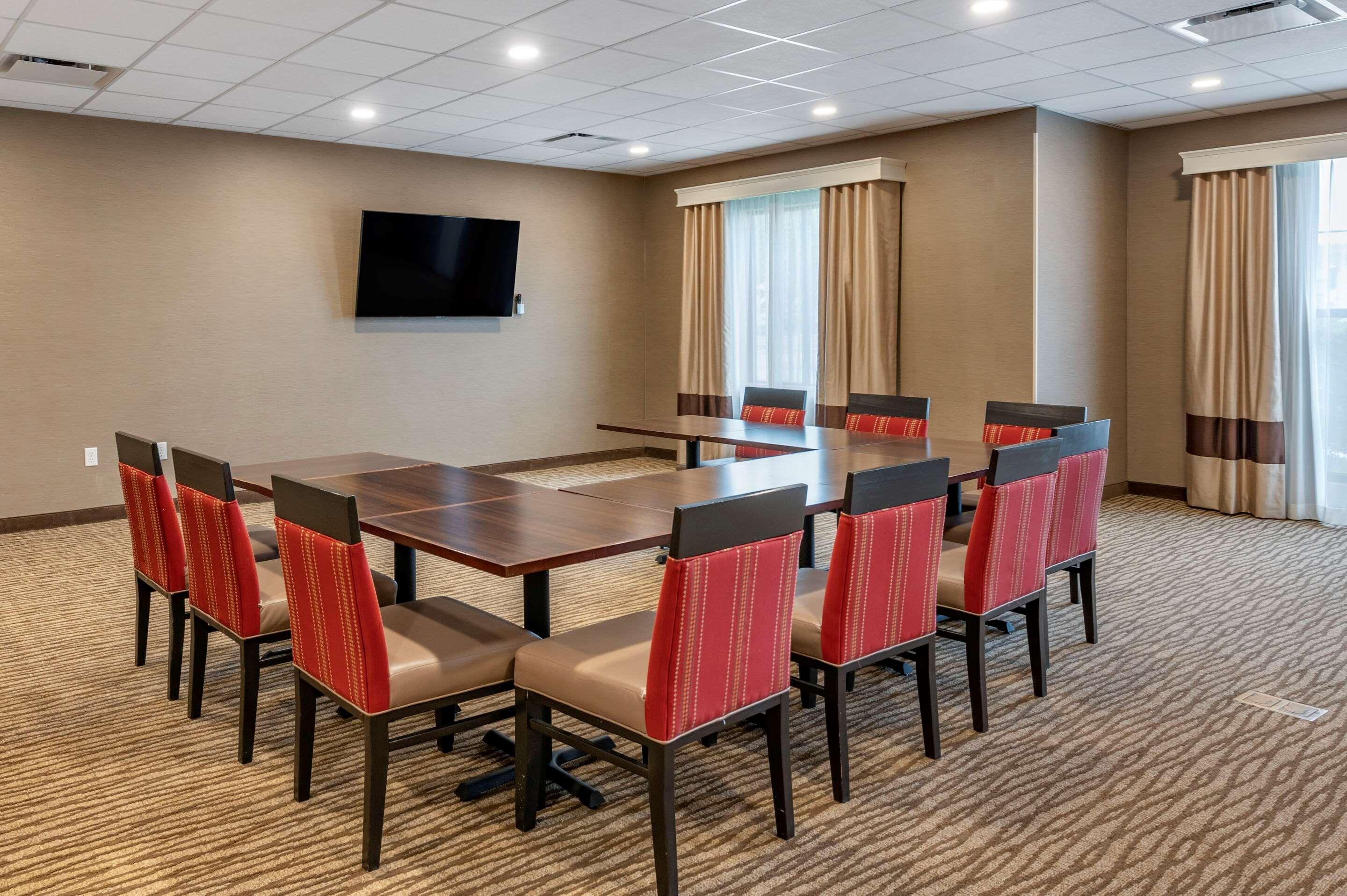 Comfort Suites Columbus Airport Exteriér fotografie